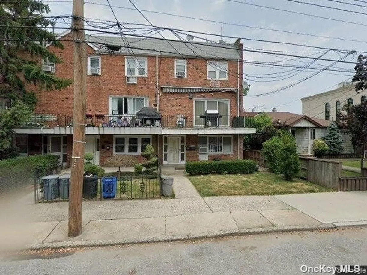 New York City Real Estate | View Address Withheld By Seller | 7 Beds, 3 Baths | View 1