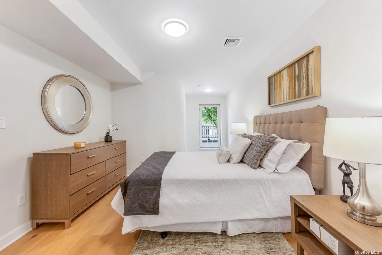 New York City Real Estate | View 31-22 29th Street, 2A | Listing | View 10