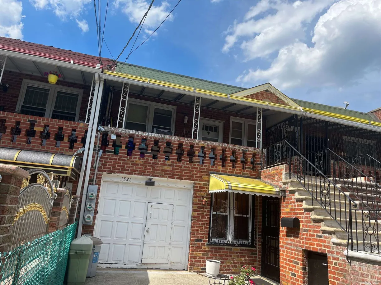 New York City Real Estate | View 1321 Blake Avenue | 3 Beds, 3 Baths