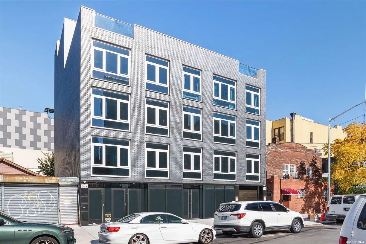 New York City Real Estate | View 28-09 39th Avenue, 2B | 2 Beds, 2 Baths