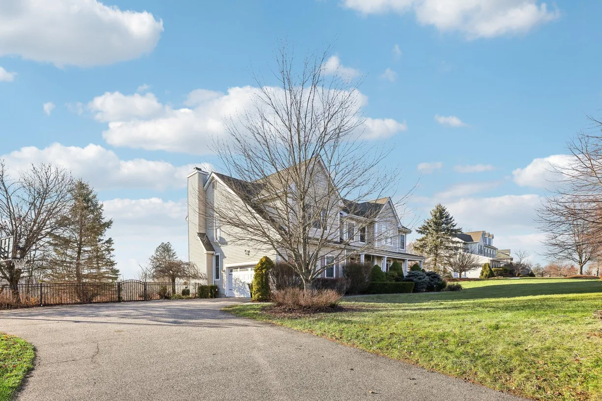 Rockland/Orange/NJ Real Estate | View 13 Mansion Ridge Boulevard | Listing