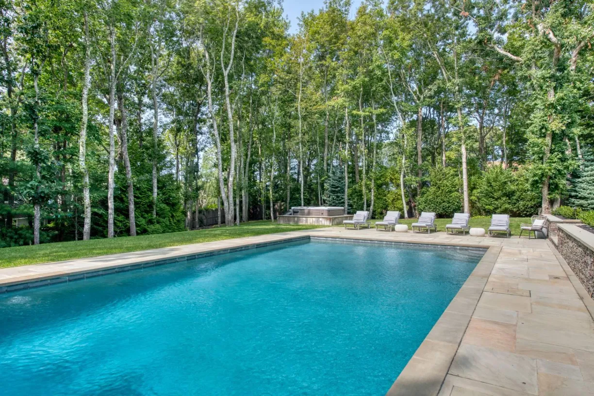 The Hamptons Real Estate | View 43 Scrimshaw Drive | Listing