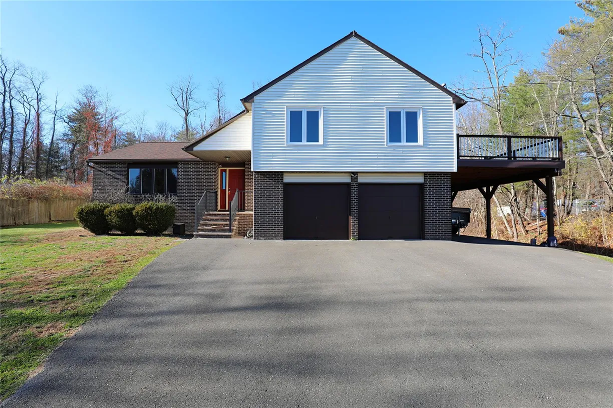 Hudson Valley Real Estate | View 38 Riverview Terrace | 4 Beds, 2 Baths