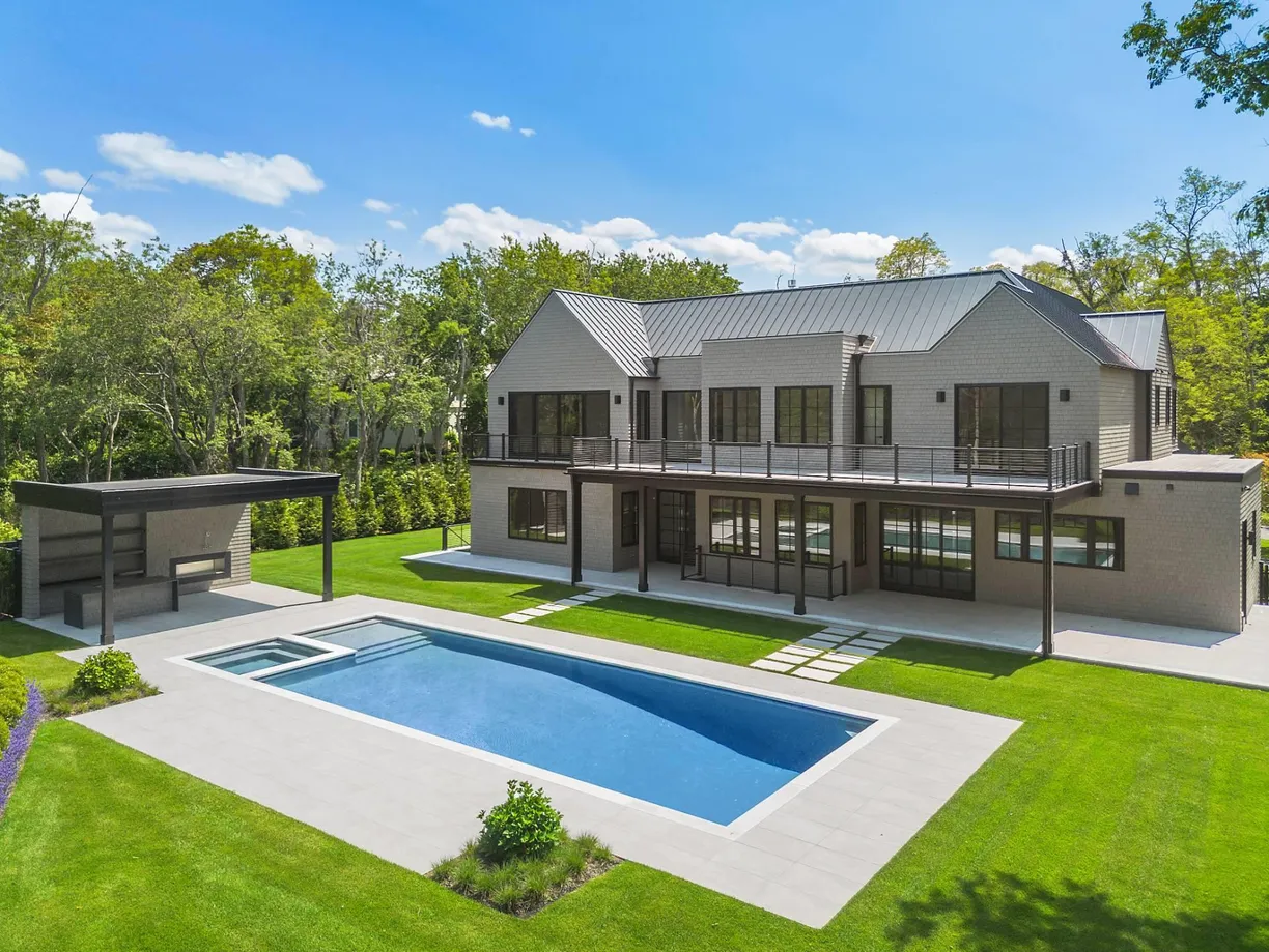 The Hamptons Real Estate | View 5 Widow Coopers Path | 8 Beds, 10 Baths