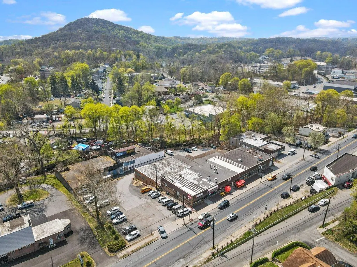 Rockland/Orange/NJ Real Estate | View 555 Broadway | Listing