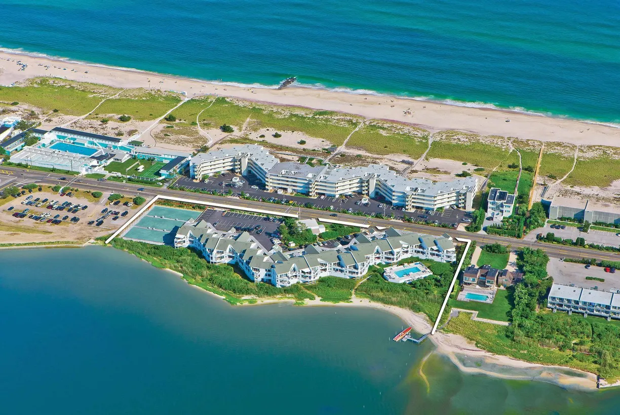 The Hamptons Real Estate | View 250 Dune Road, 118 | Listing