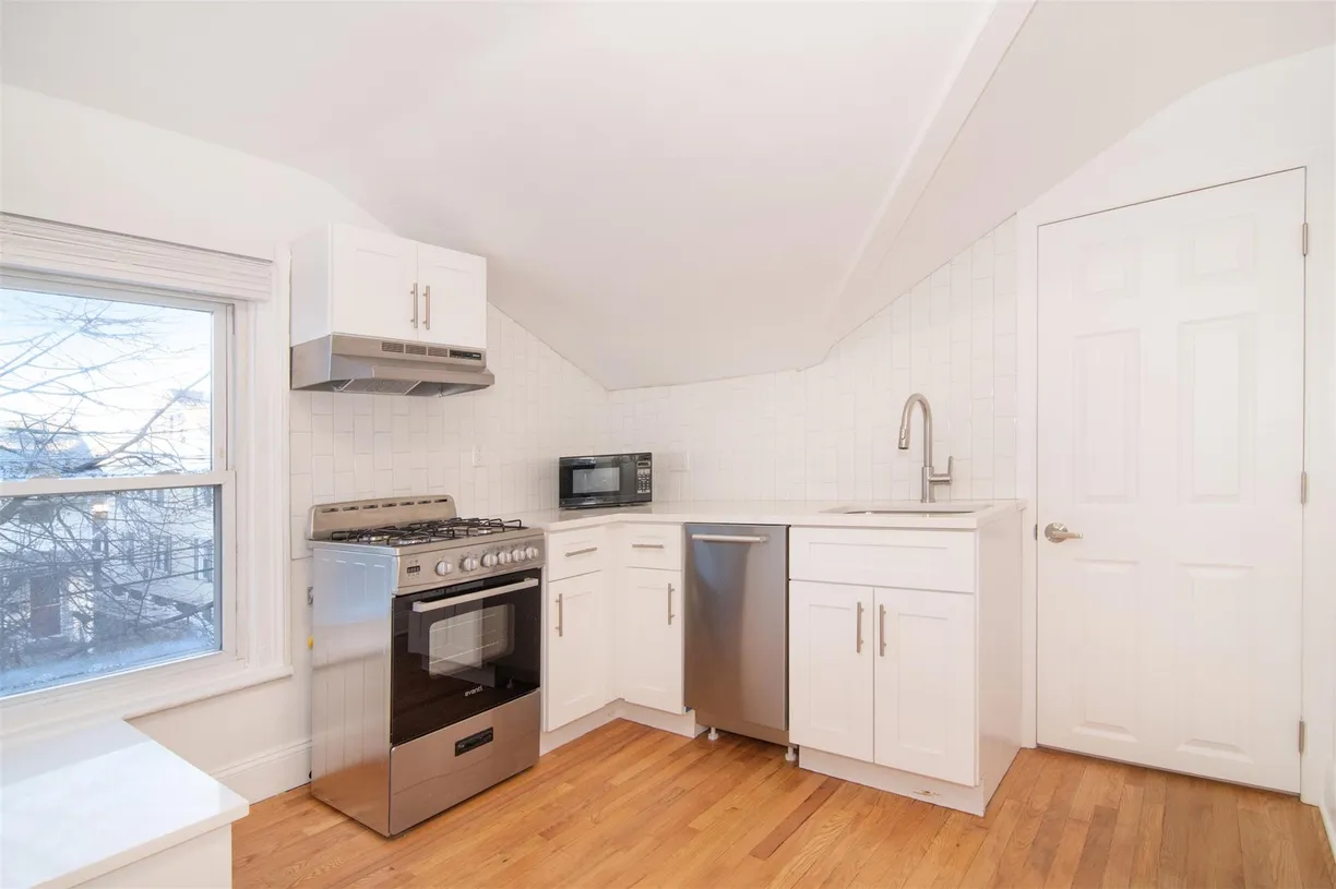 Westchester Real Estate | View 16 Storm Street, 3 | 2 Beds, 1 Bath