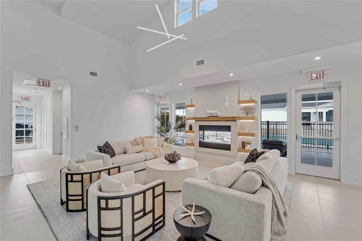 The Hamptons Real Estate | View 12 Depot, 1202 (Pearl Way) | Listing