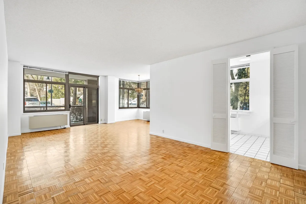 Westchester Real Estate | View 35 N Chatsworth Avenue, 1H | Listing