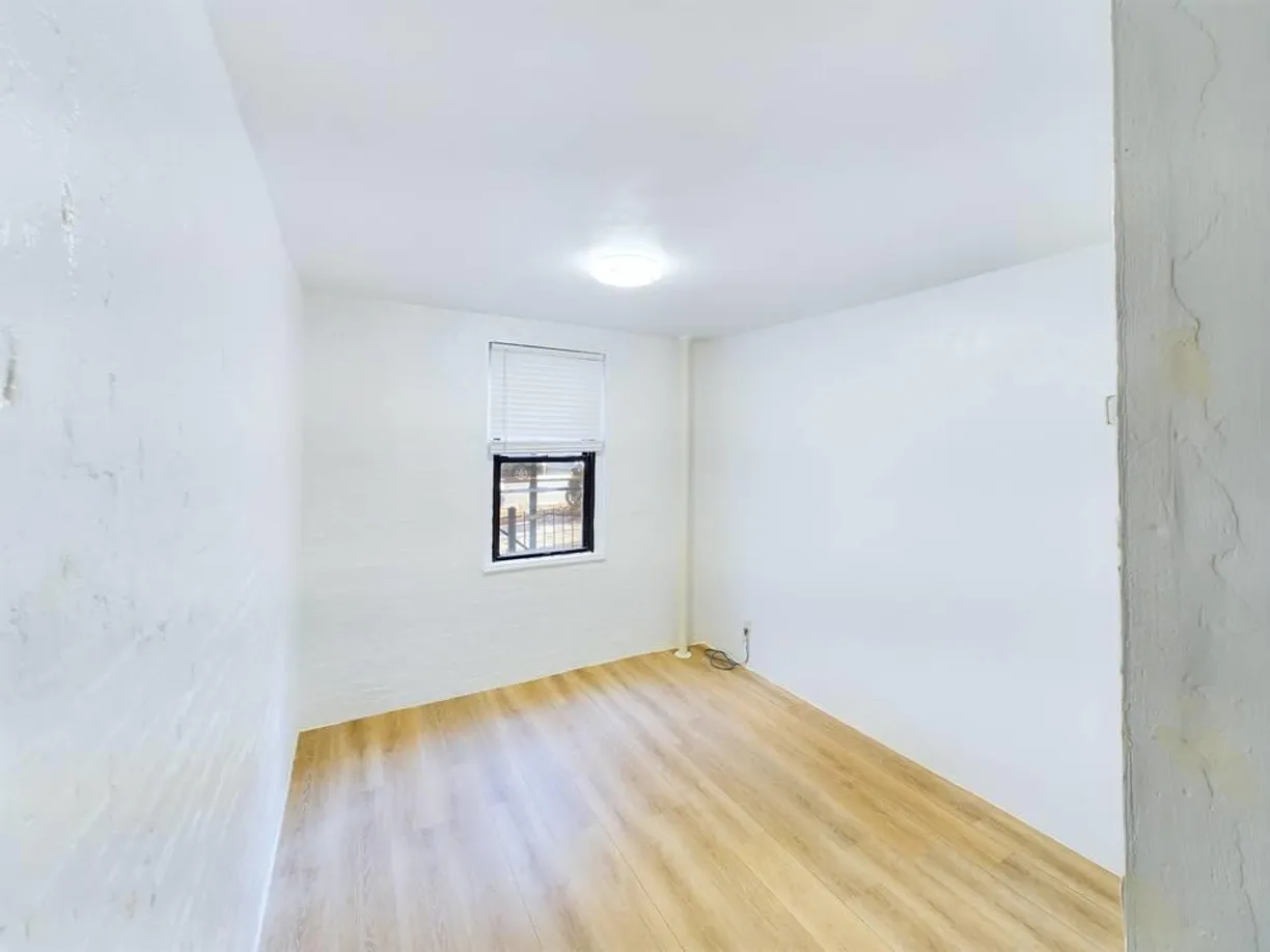 New York City Real Estate | View 21-58 35 street, 1E | Listing