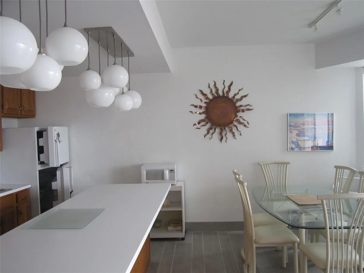 The Hamptons Real Estate | View 250 Dune Road, 113 | Listing