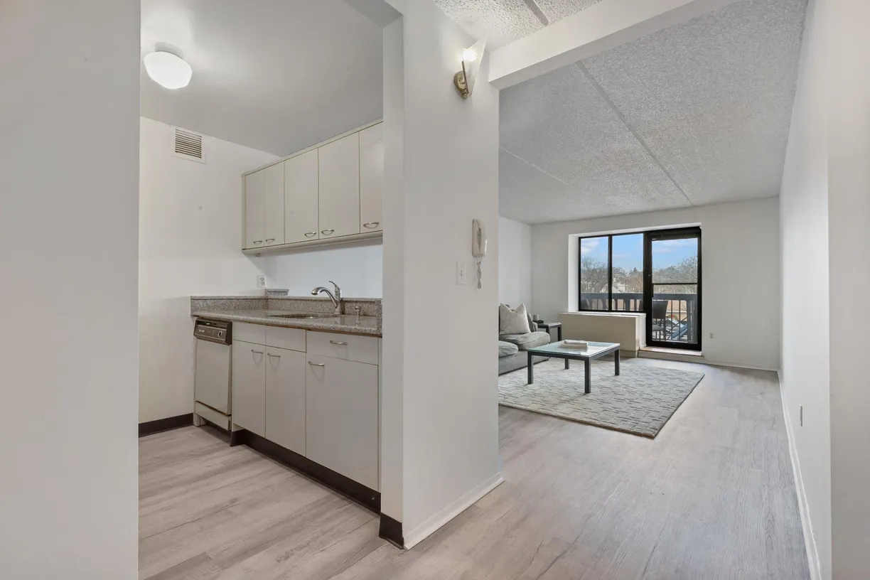 Westchester Real Estate | View 50 Columbus Avenue, 313 | 1 Bed, 1 Bath