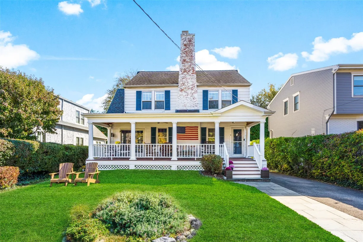 Westchester Real Estate | View 9 Forest Park Avenue | 3 Beds, 3 Baths