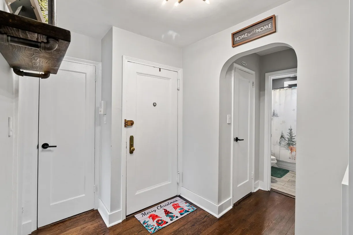 Westchester Real Estate | View 102 Richbell Road, C2 | Listing