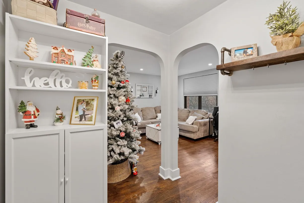 Westchester Real Estate | View 102 Richbell Road, C2 | 1 Bed, 1 Bath