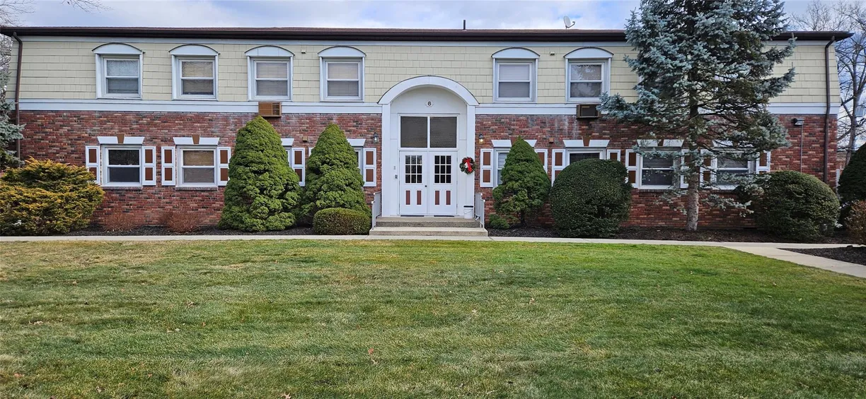 Rockland/Orange/NJ Real Estate | View 6 Normandy Village, 1 | 1 Bed, 1 Bath