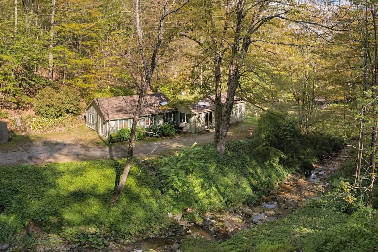 Hudson Valley Real Estate | View 24 Skunks Misery Road | 2 Beds, 1 Bath