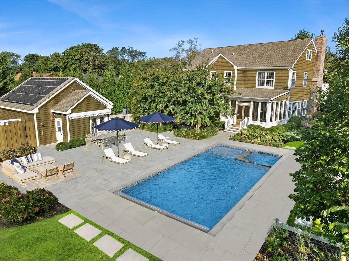 The Hamptons Real Estate | View 590 Soundview Av Ext | 4 Beds, 4 Baths
