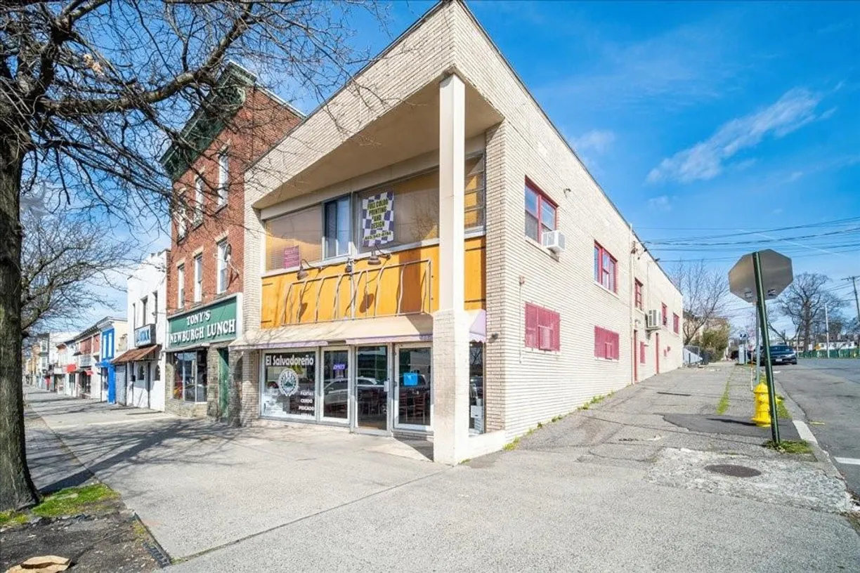 Rockland/Orange/NJ Real Estate | View 346 Broadway | Listing