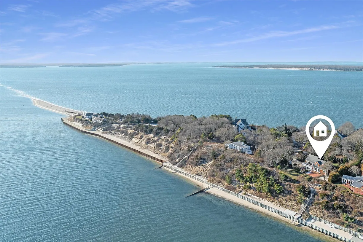 The Hamptons Real Estate | View 9975 Nassau Point Road | Listing