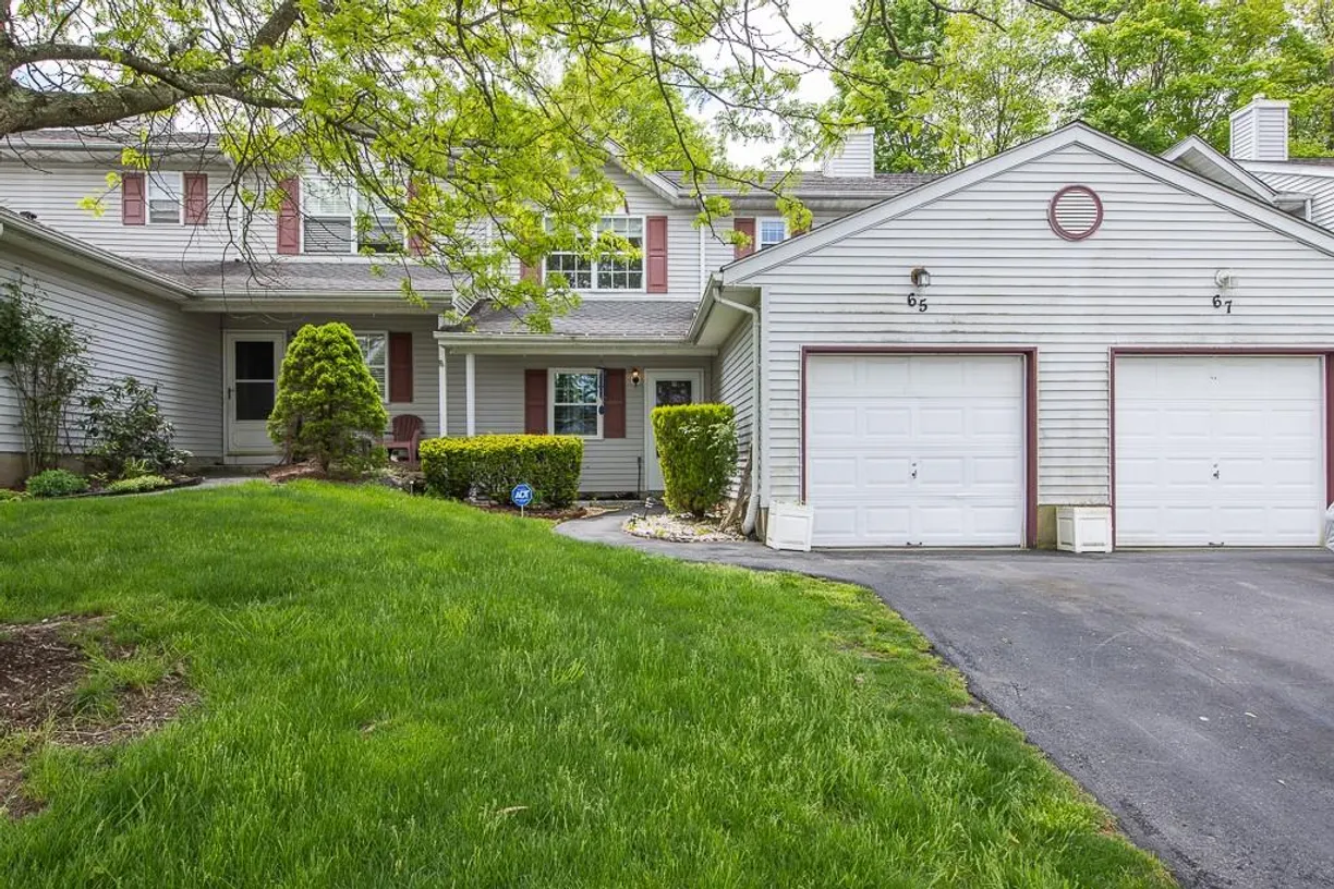 Rockland/Orange/NJ Real Estate | View 65 Lois Lane | 3 Beds, 2 Baths