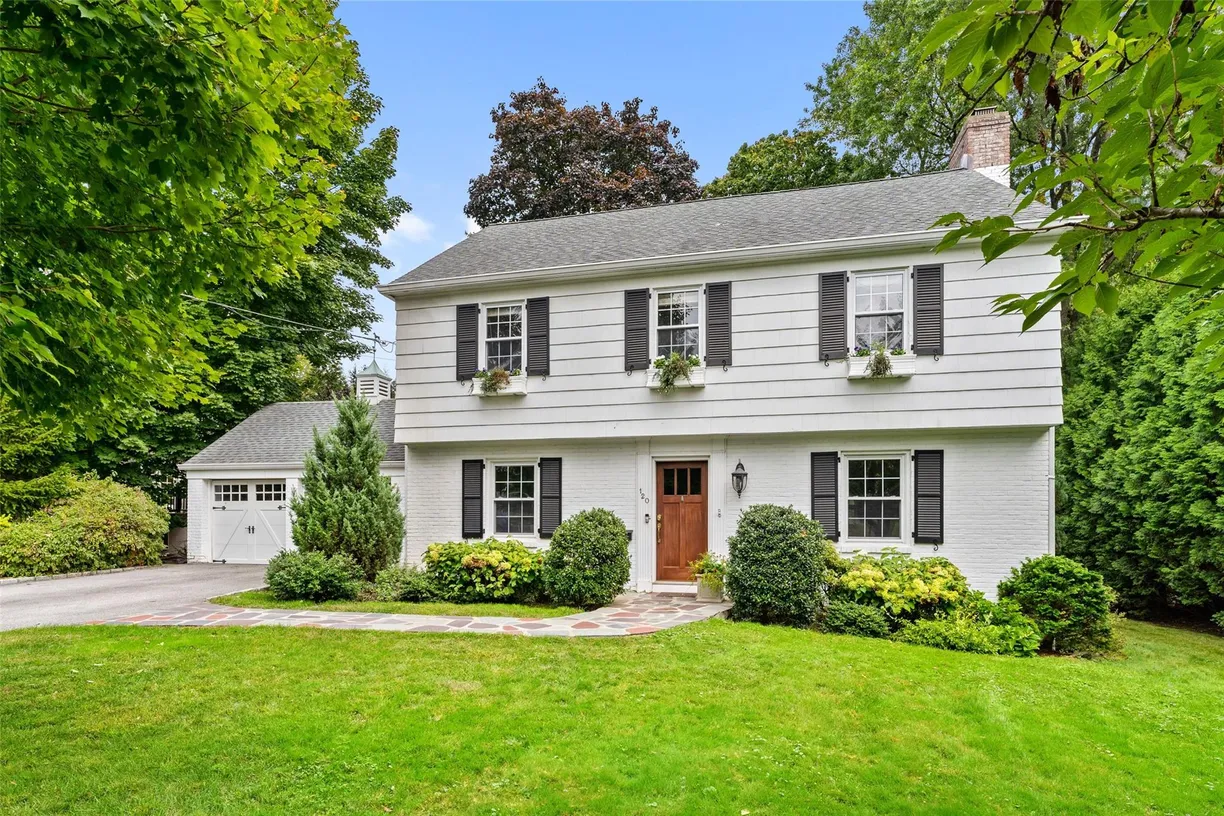 Westchester Real Estate | View 120 Siwanoy Boulevard | 3 Beds, 2 Baths