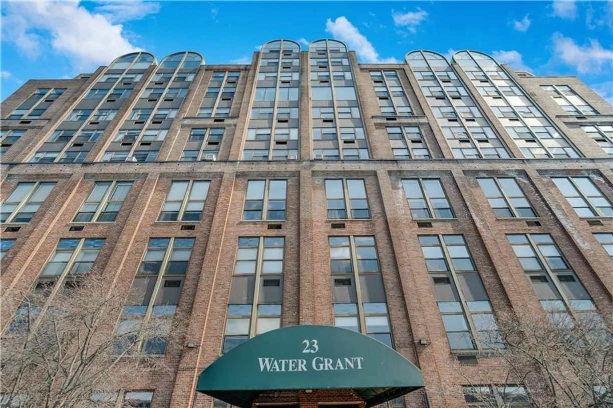 Westchester Real Estate | View 23 Water Grant Street, 1A | 1 Bed, 1 Bath