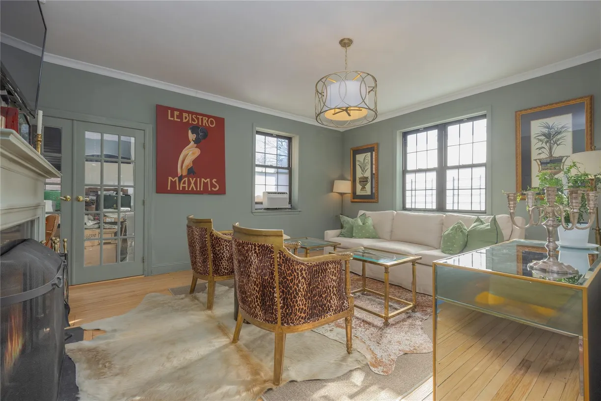 Westchester Real Estate | View 824 Bronx River Road, 4B | Listing