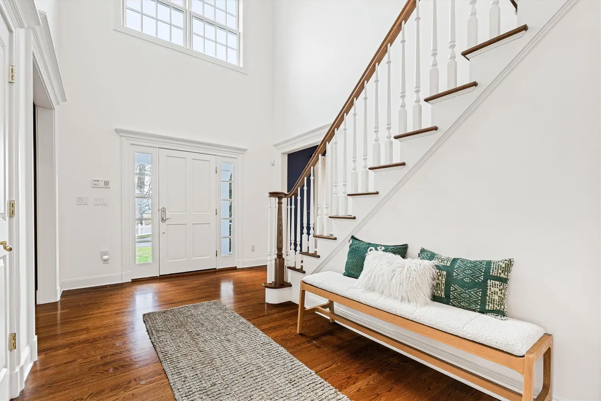 Westchester Real Estate | View 803 Oakwood Road | Listing