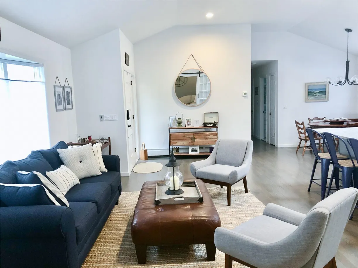 The Hamptons Real Estate | View 3389 Noyac Road | Listing