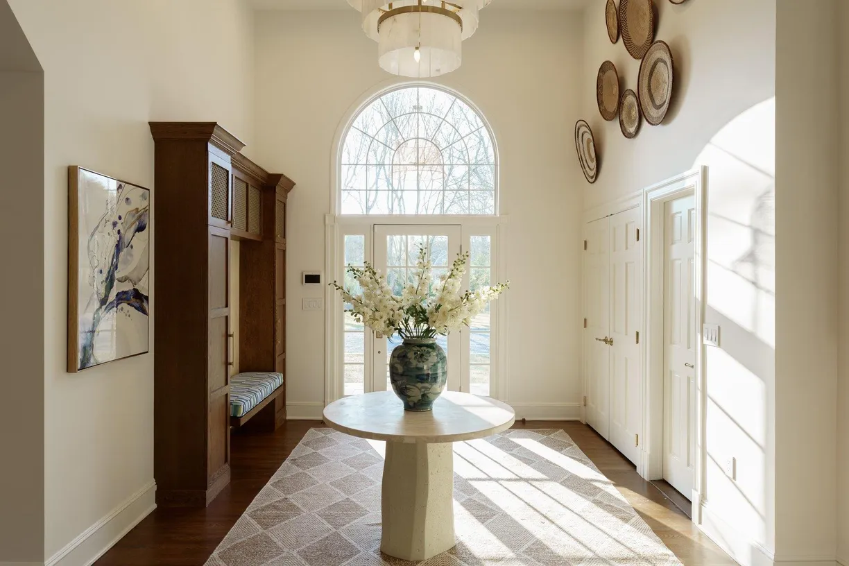 The Hamptons Real Estate | View 16 Amys Lane | Listing