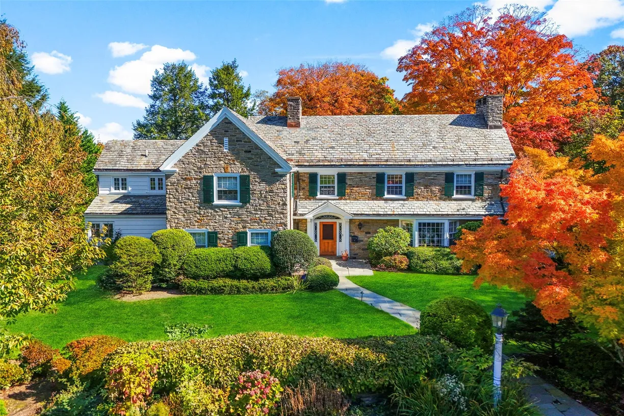 Westchester Real Estate | View 18 Althea Lane | Listing