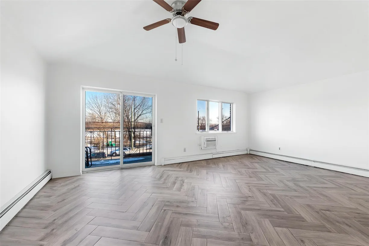 New York City Real Estate | View 7917 Seaview Avenue, 23 | 2 Beds, 1 Bath