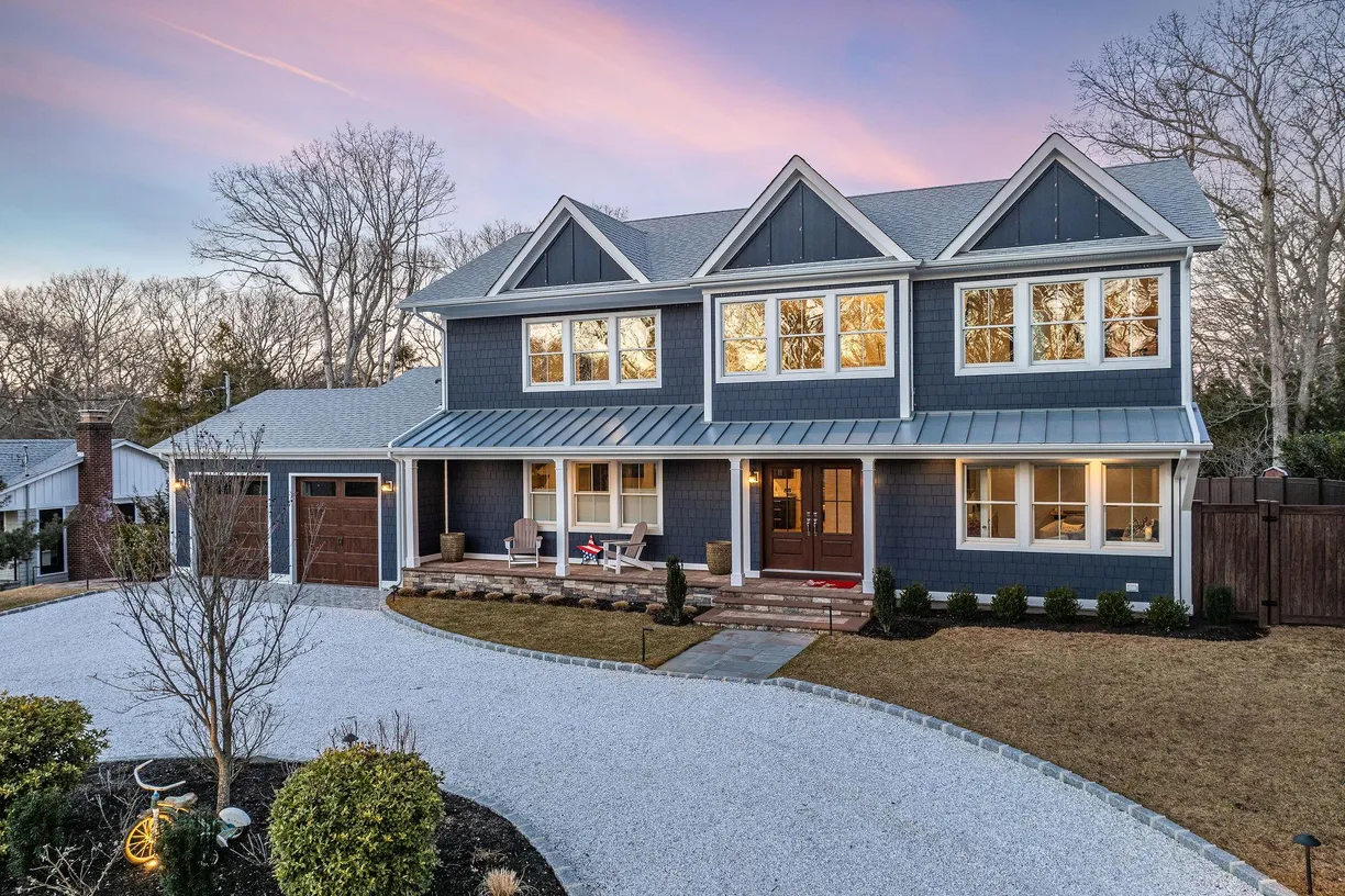 The Hamptons Real Estate | View 155 Pinewood Road | Listing