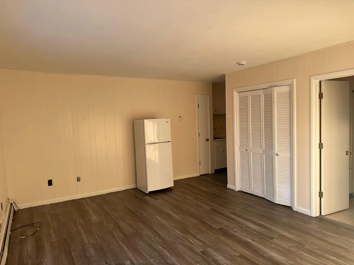 Hudson Valley Real Estate | View 349 Hooker Avenue, 7 | 1 Bath