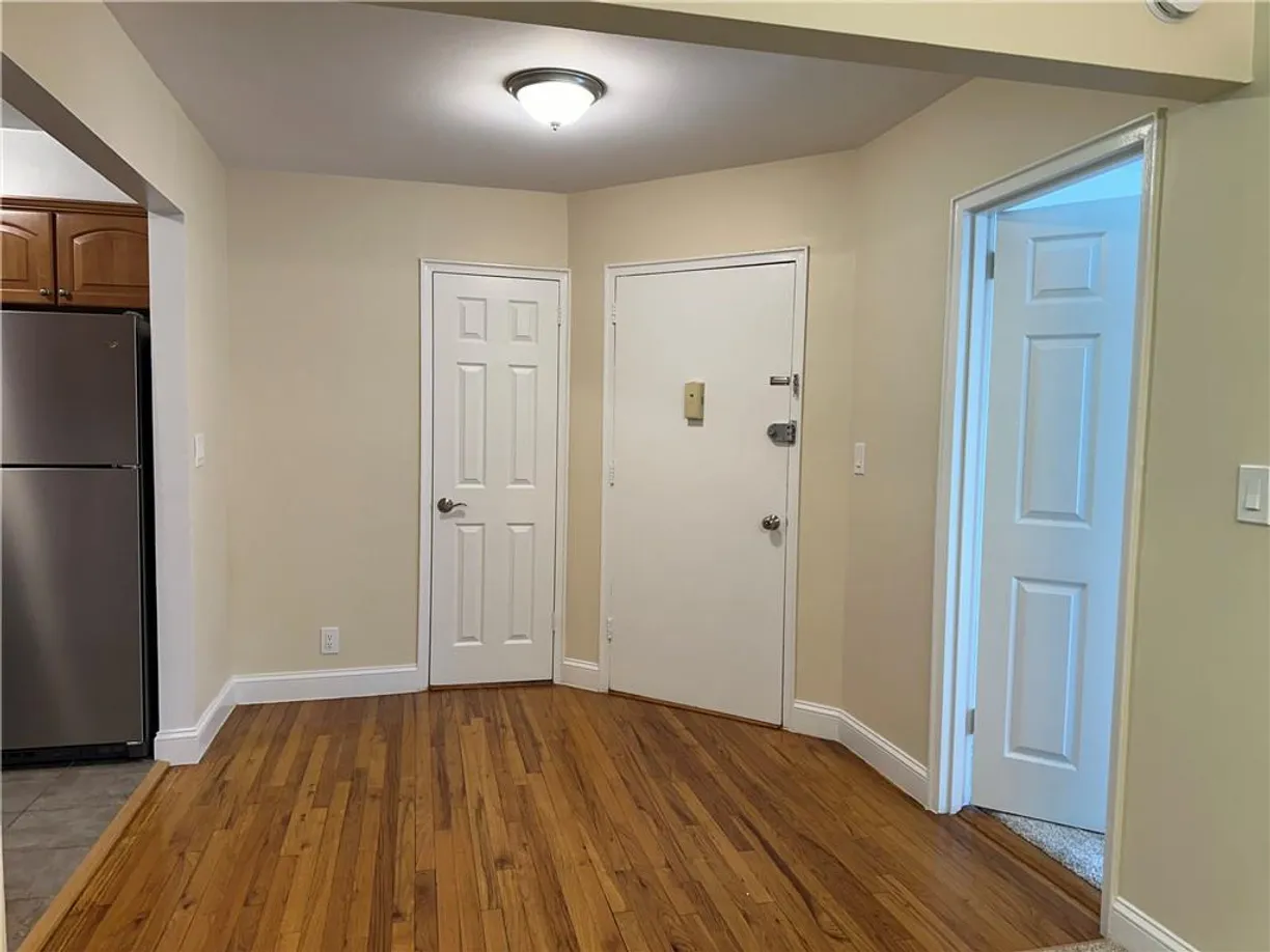 Westchester Real Estate | View 129-2 S Highland Avenue, C4 | Listing