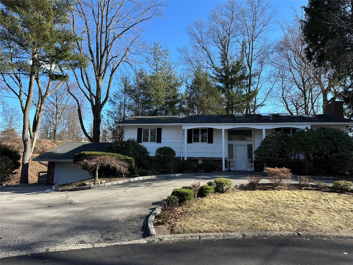 Westchester Real Estate | View 14 Deerhill Lane | 5 Beds, 3 Baths