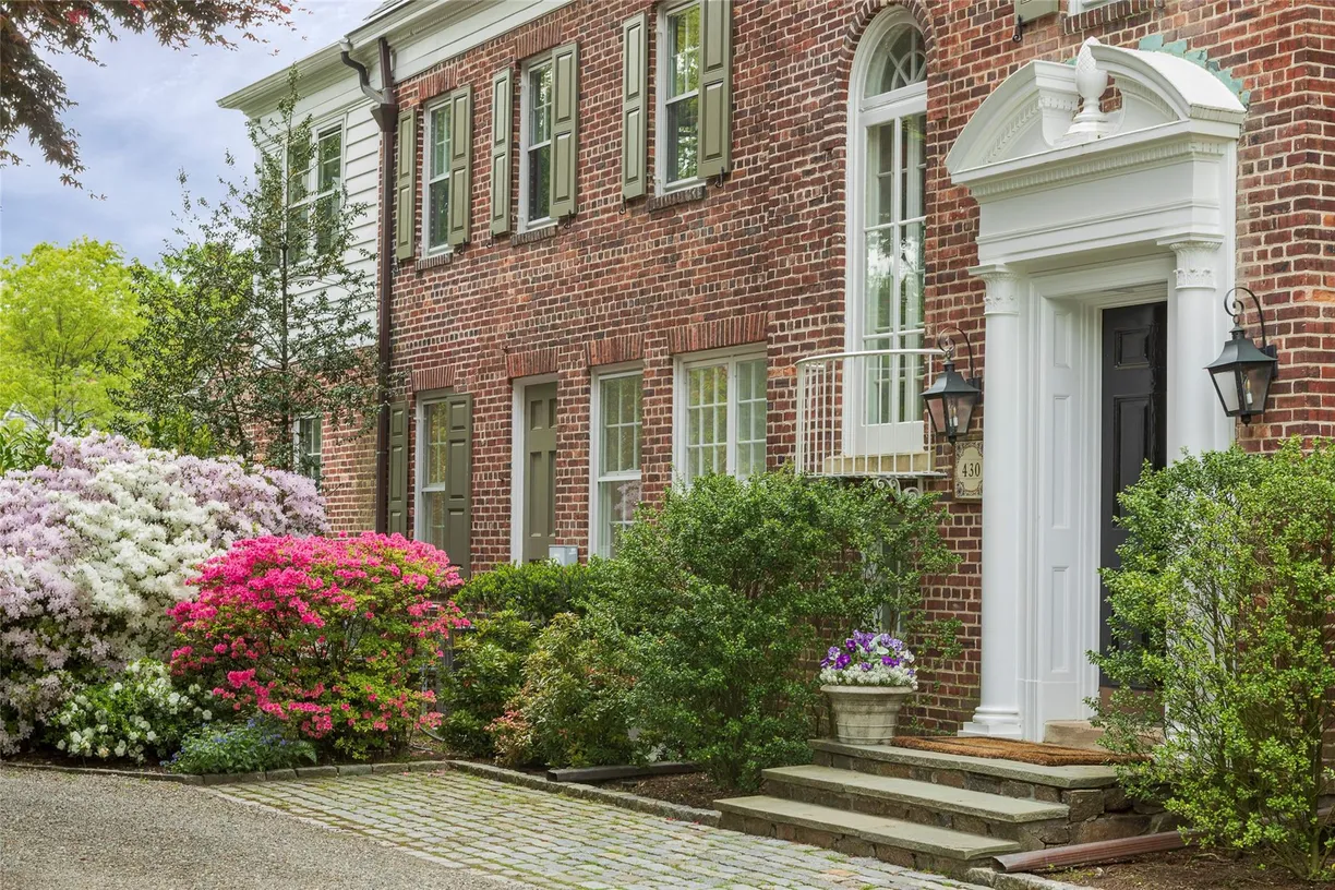 Westchester Real Estate | View 430 Park Avenue | 7 Beds, 4 Baths