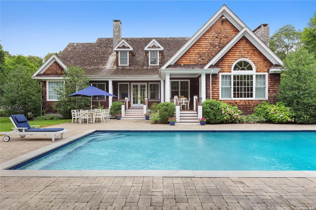 The Hamptons Real Estate | View 5 Anthony Lane | Listing