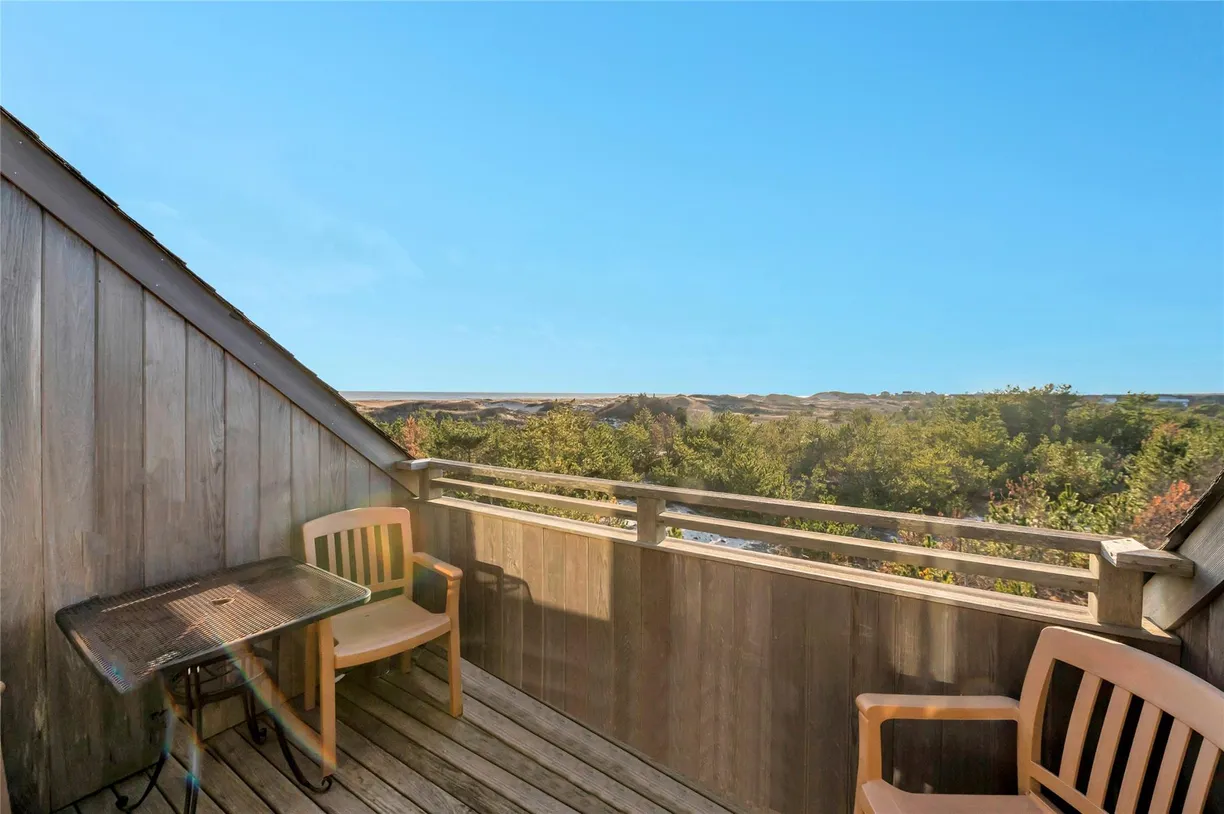 The Hamptons Real Estate | View 2004 Montauk Highway, 1924 | 2 Beds, 2 Baths