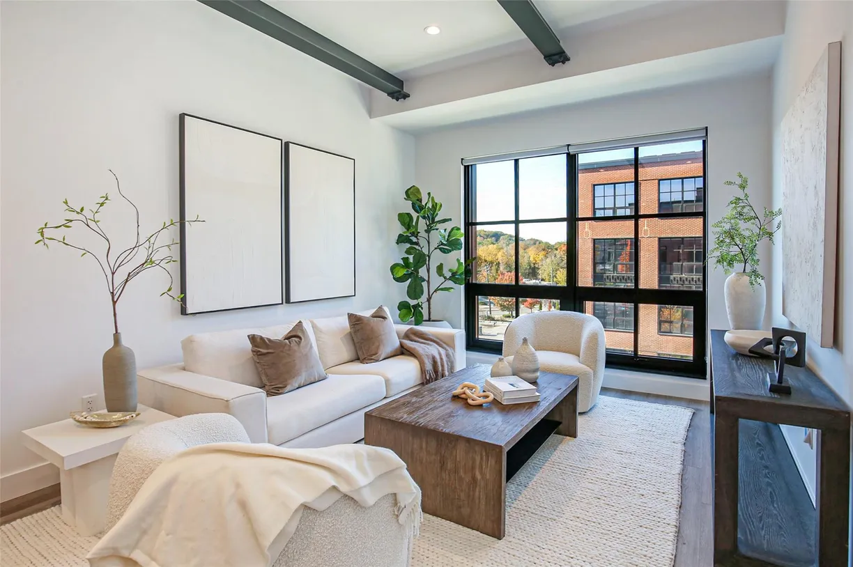 Westchester Real Estate | View 70 Memorial Plaza, 202 | 1 Bed, 1 Bath
