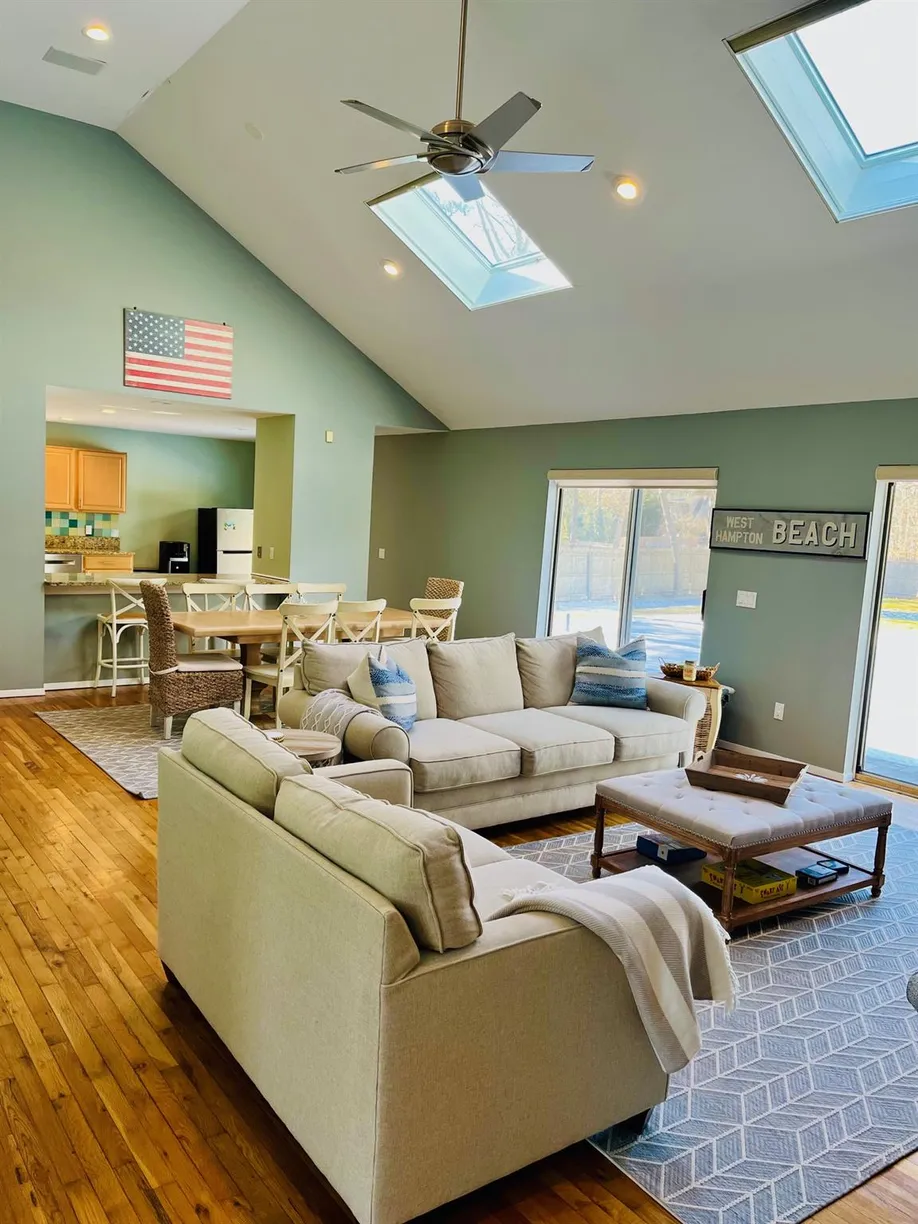 The Hamptons Real Estate | View 29 Bridle Path | Listing