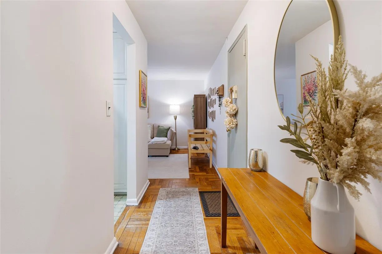 Westchester Real Estate | View 2 Bronxville Road, 3N | Listing