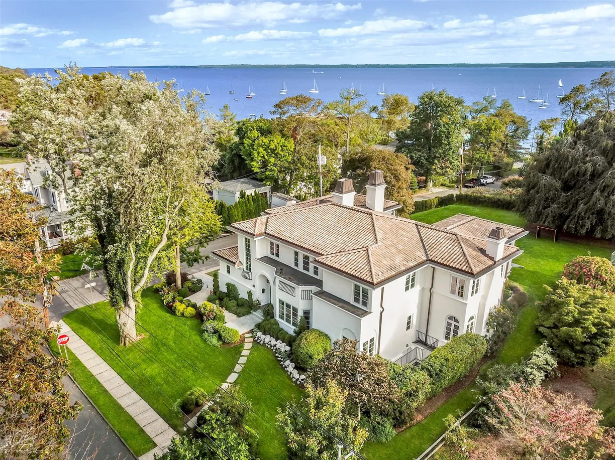 Westchester Real Estate | View 15 Helena Avenue | 6 Beds, 5 Baths