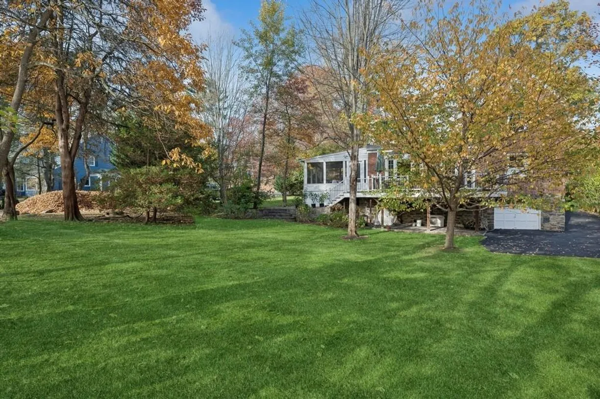 Westchester Real Estate | View 139 Rockland Avenue | Listing