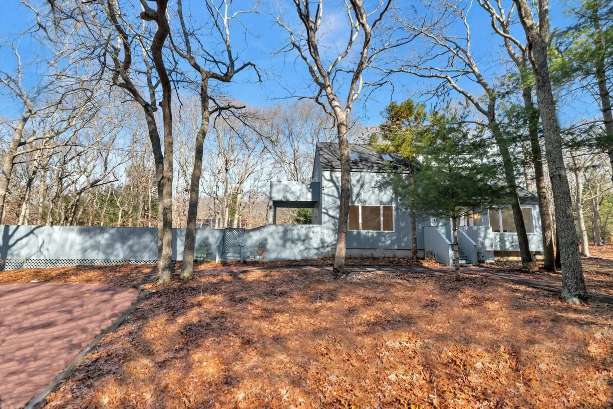The Hamptons Real Estate | View 43 Montauk Avenue | 3 Beds, 2 Baths