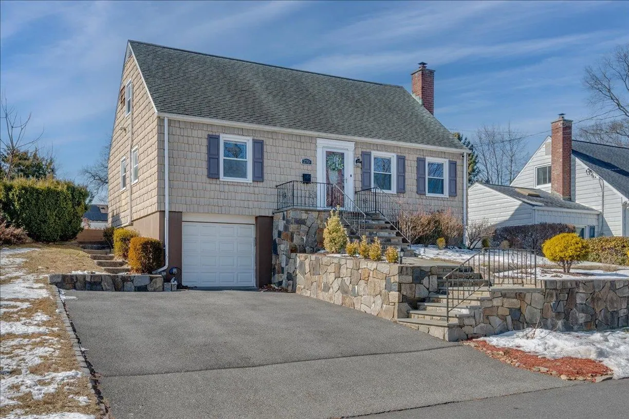 Westchester Real Estate | View 270 Madison Avenue | 4 Beds, 2 Baths