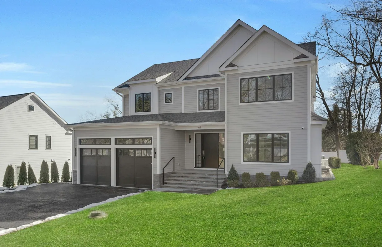 Westchester Real Estate | View 67 Donnybrook Road | 6 Beds, 6 Baths