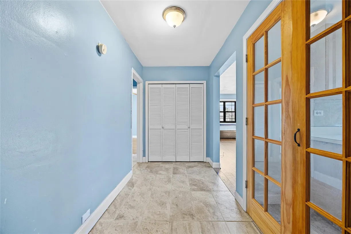 Westchester Real Estate | View 73 Manchester Road, 2R | Listing