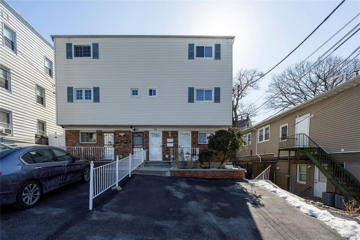 Westchester Real Estate | View 34 Lockwood Avenue | 4 Beds, 3 Baths